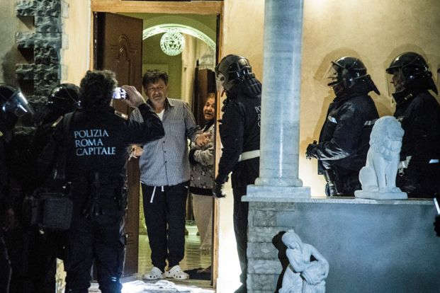 Облава на Cosa Nostra у Сицилії: поліція затримала 80 наркоторгівців мафії 