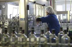 Производители водки поссорились из-за бутылки и этикетки. АМКУ объявил, кто прав