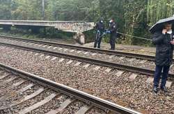 Жінку знайшли поблизу залізничних колій на вул. Толбухіна