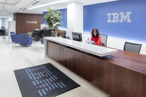Корпорація IBM готує масштабне скорочення працівників у Європі 