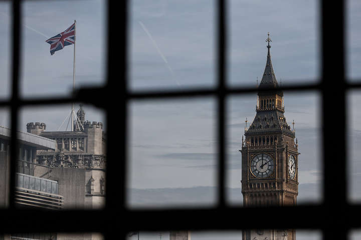 Британія заявила про найбільший за 300 років спад економіки