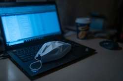 У Дніпрі школярі розробили маску, що виявляє ГРВІ та Covid-19