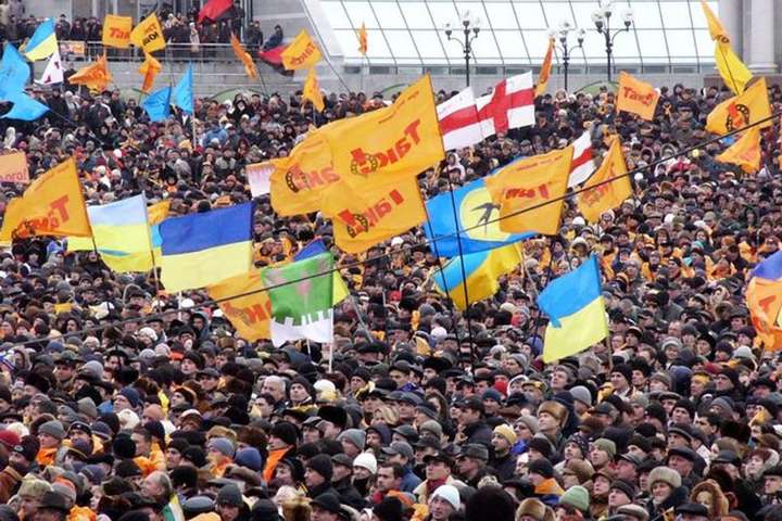 Какую роль сыграли два украинских Майдана в политической жизни России