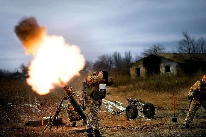 Окупанти п'ять разів відкривали вогонь на Донбасі