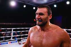 Український боксер Вихрист здобув найважчу перемогу в професійній кар’єрі (відео)
