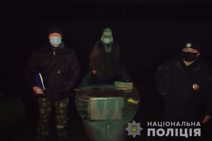 Поліція спіймала під Чорнобилем чоловіка, який ловив рибу в Прип'яті