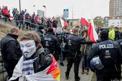  За даними поліції, в акції взяли участь близько півтори тисячі людей 