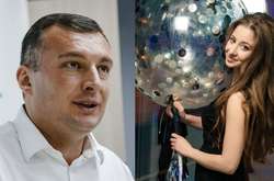 «Мур-мур, цілувати тебе хочу»: «Слугу народу» спіймали за інтимним листуванням у Раді