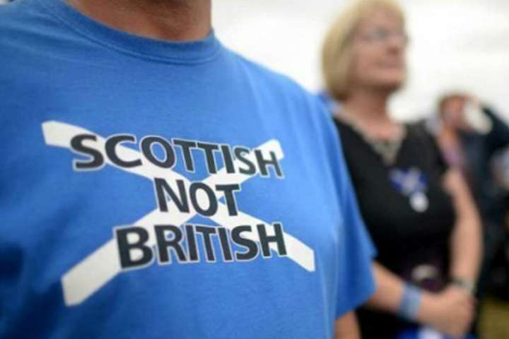 Глава уряду Шотландії впевнена у здобутті незалежності від Британії