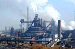 11 мільйонів за понаднормові викиди. «Арселор Міттал Кривий Ріг» компенсував екологічну шкоду добровільно