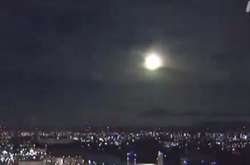 Під час потрапляння до верхніх шарів атмосфери можна було почути сильний гуркіт