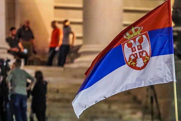 Сербія передумала висилати посла Чорногорії