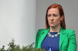 Джен Псакі з 2011 по 2013 рік обіймала посаду прессекретаря колишнього президента США Барака Обами