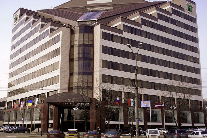 Суд позбавив Приватбанк права власності на будівлю головного офісу 