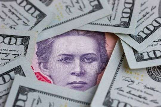 Долар дорожчає: Нацбанк встановив курс гривні на 1 грудня
