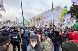 Центр Киева снова заблокирован протестующими ФОПами, беспорядков пока нет