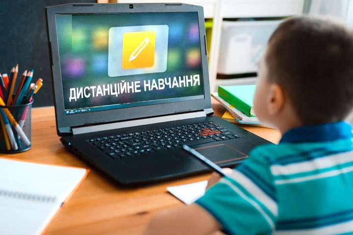 Одеські школи з 1 грудня перейдуть на дистанційне навчання 