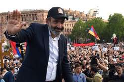 Нікол Пашинян, що прийшов до влади у Вірменії на хвилі продемократичних виступів, став чужим для Москви