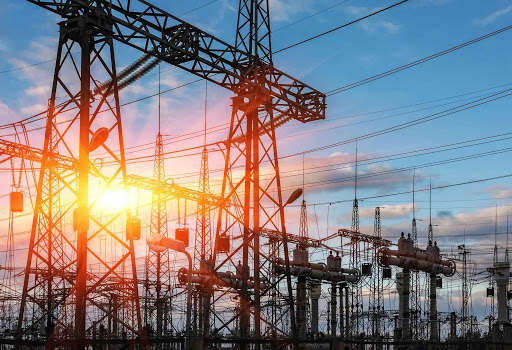 Повысить тарифы на передачу электричества означает загнать промышленность в кризис – СМИ