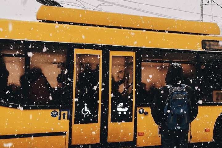 Локдаун в Україні: Криклій не виключив обмеження в роботі громадського транспорту 