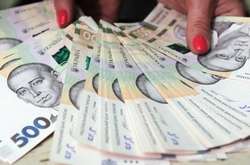 Цивілізовані країни заливають економіку грішми. Україні це заборонено