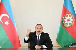 Нагорный Карабах: Алиев учредил День победы