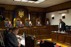  Конституційний суд Молдови: Це пов'язано з розглядом усіх позовів, які надійшли у суди за результатами другого туру  