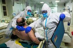 Вчені знайшли відповідь, кому загрожує важка форма Covid-19