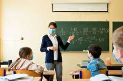 Для шкіл та вишів встановлені обмеження не більше 20 осіб в аудиторії