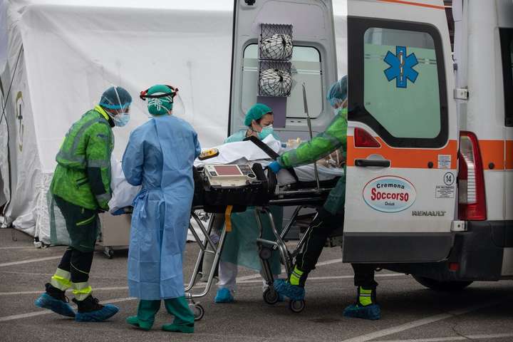 В Італії за добу від коронавірусу померла рекордна кількість людей