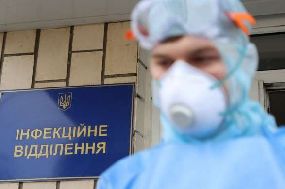 Коронавірус не відступає: за добу у Києві понад 1,3 тис. нових хворих