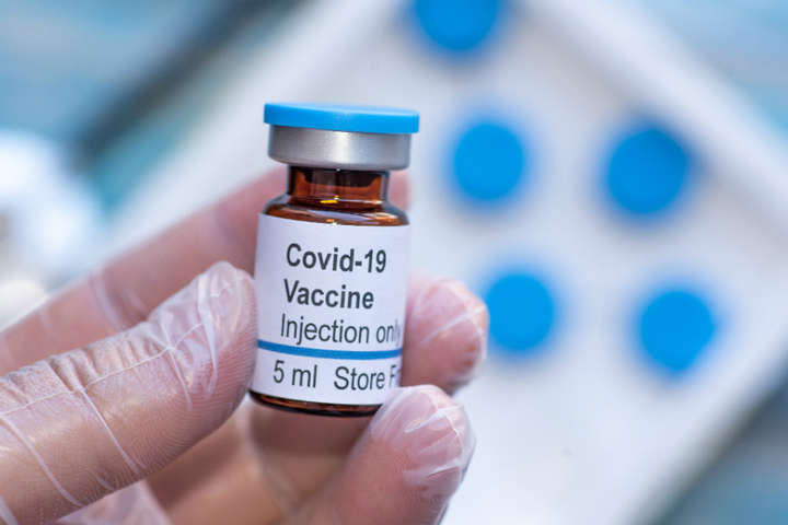 Рада ухвалила закон про прискорений доступ до вакцини від коронавірусу 