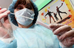 Степанов запевняє, що в Україні 80% тестів на коронавірус роблять безкоштовно