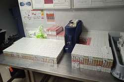 Тютюнова оборудка провалилась: у «Борисполі» у британця виявили півтори сотні блоків цигарок