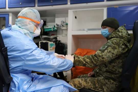 В українській армії за добу коронавірус виявили ще у 32 військовослужбовців