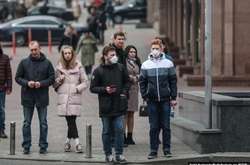 З кінця листопада уряд розглядає можливість введення в України посиленого карантину