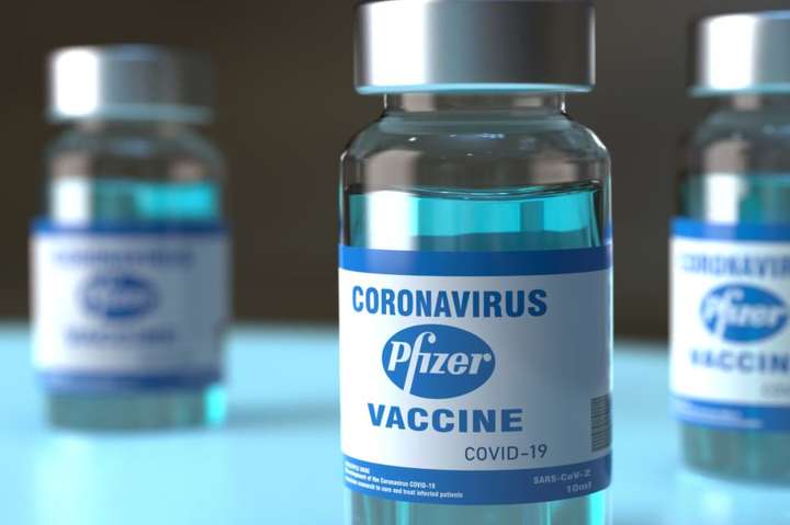 Україна проводитиме вакцинацію від Covid-19 в три етапи: стали відомі подробиці 