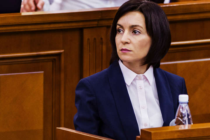 Конституційний суд Молдови призупинив обмеження повноважень президента