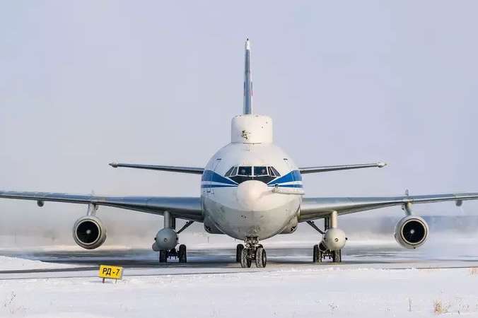 У Росії невідомі обікрали унікальний «літак судного дня»