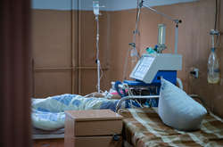 В Одесі пацієнтці лікарні принесли сніданок у палату, де з ночі лежала померла