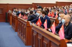 «Ударівці» отримали чотири портфелі голів – у бюджетній, транспортній, регламентній та житлово-комунальній комісіях