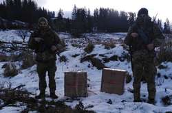 Чернівецькі прикордонники з пострілами зупиняли контрабандистів із цигарками