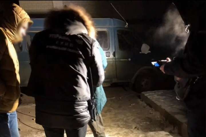 Під Києвом поліція зі стріляниною й вибухами затримала небезпечну банду (відео)