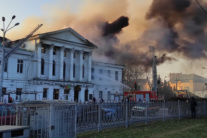 Пожежа у центрі Полтави: рятувальники виявили загиблого