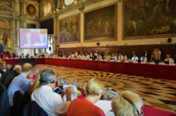 Венеційська комісія радить внести зміни до закону про Конституційний суд, але не рекомендує очищення суду