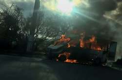 В Крыму водитель на ходу поджег автобус с пассажирами и сам сгорел заживо (видео)