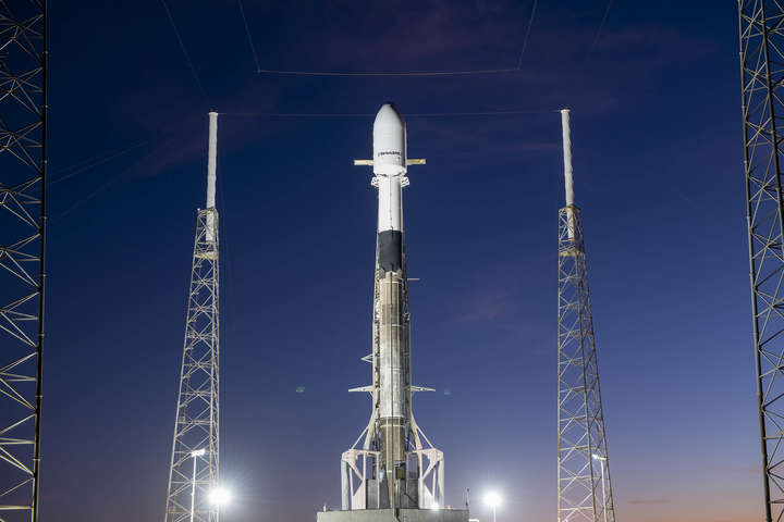 SpaceX скасувала запуск ракети Falcon 9 за пів хвилини до старту