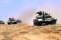 У Баку не уточнили, яким чином припинили «провокації вірмен» (на фото навчання бронетанкових військ ВС Азербайджану)