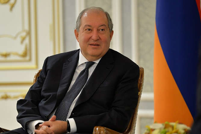 Загострення у Нагірному Карабасі: президент Вірменії вимагає скликати парламент