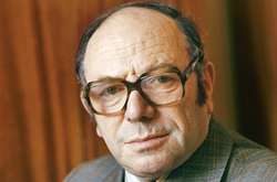 История о лауреате Нобелевской премии, которая объясняет, почему развалился Советский Союз